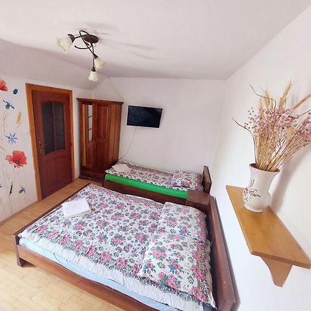 Ujanowice Wisniowy Gaj 빌라 외부 사진